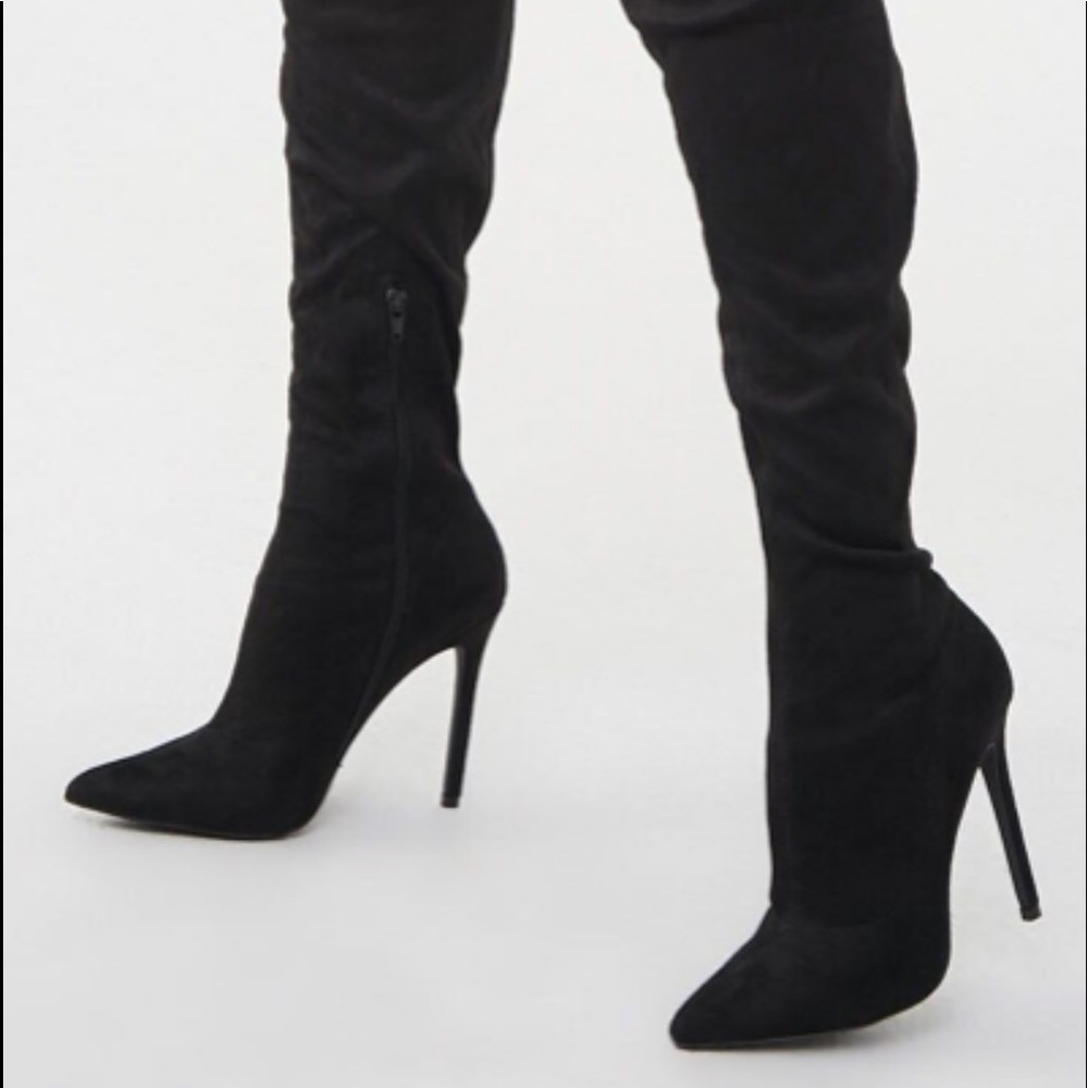 I bought these but they were too small. They have not been worn. Brand New!